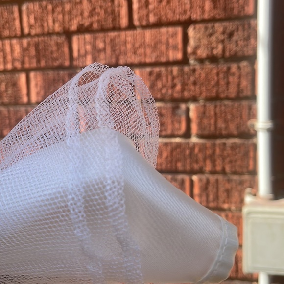 BCBG off white dress - Picture 12 of 12